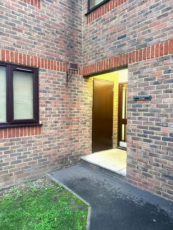 Property photo 2 of 9