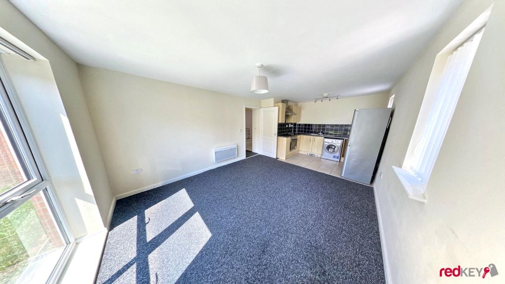 Property photo 2 of 5 Living Room