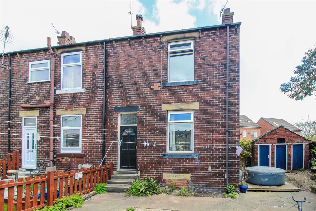 Property photo 1 of 9