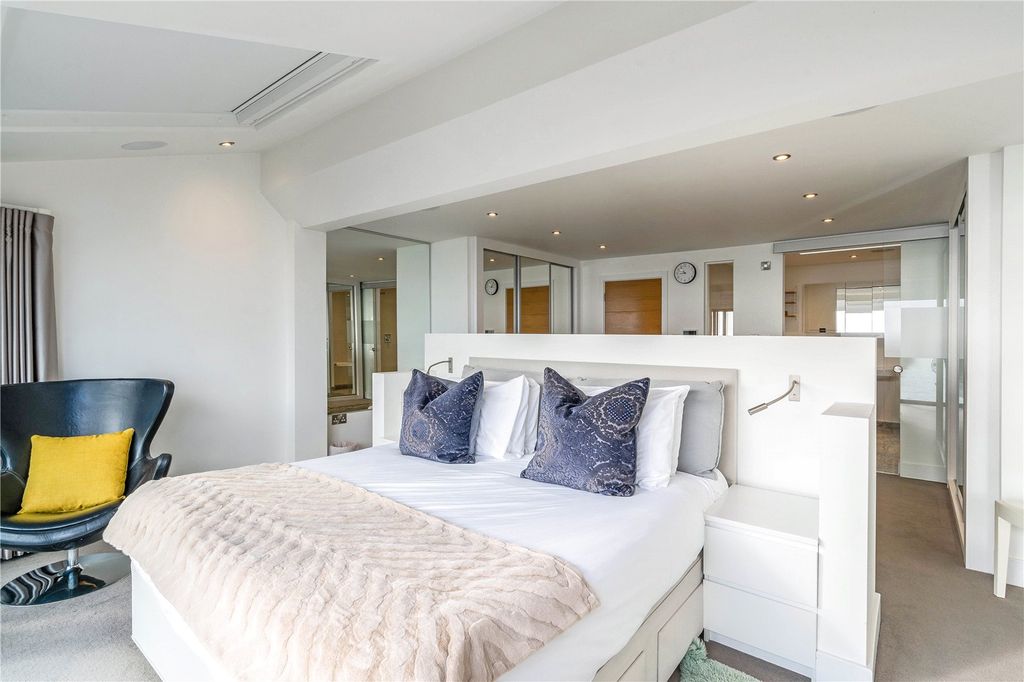 Additional image 10 of 4 bed semi-detached house for saleAlumhurst Road, Bournemouth BH4