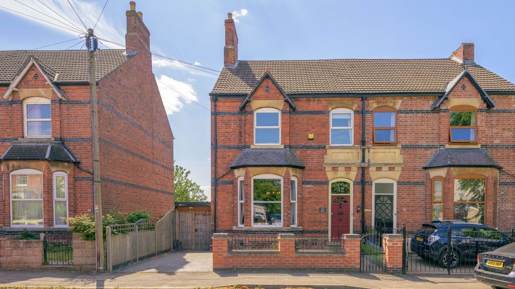 Property photo 1 of 30
