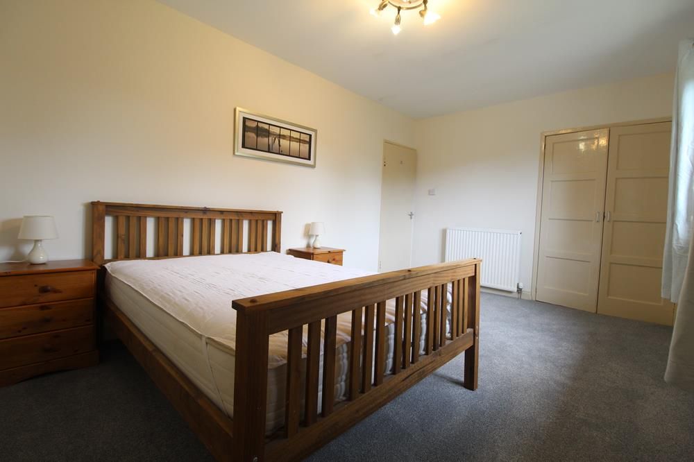 Property photo 3 of 8 Master Bedroom