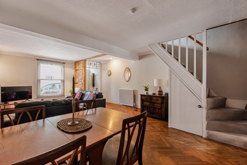 Property photo 2 of 17 Reception