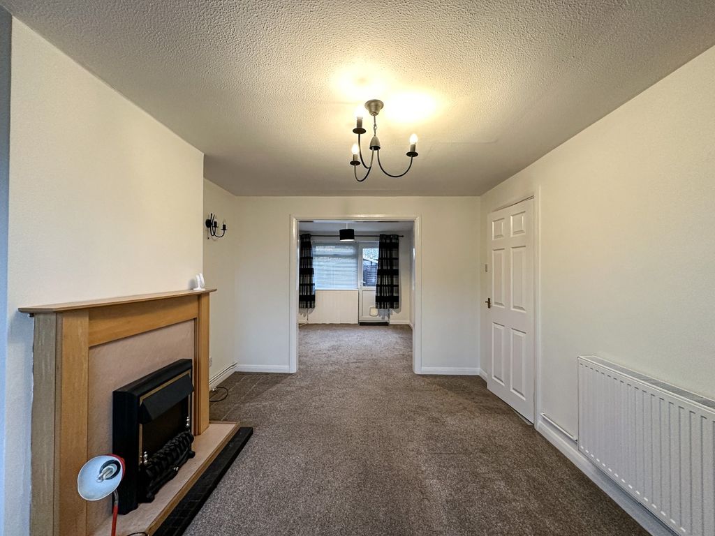 Property photo 3 of 17 3852195