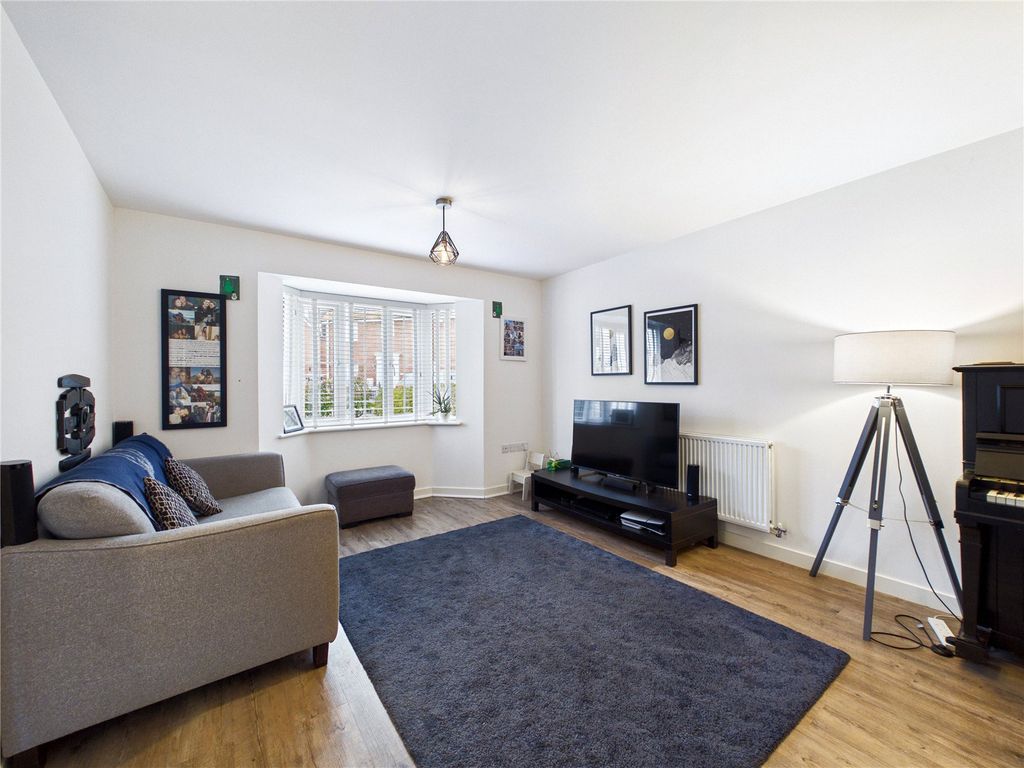 Property photo 2 of 17 Picture No. 07
