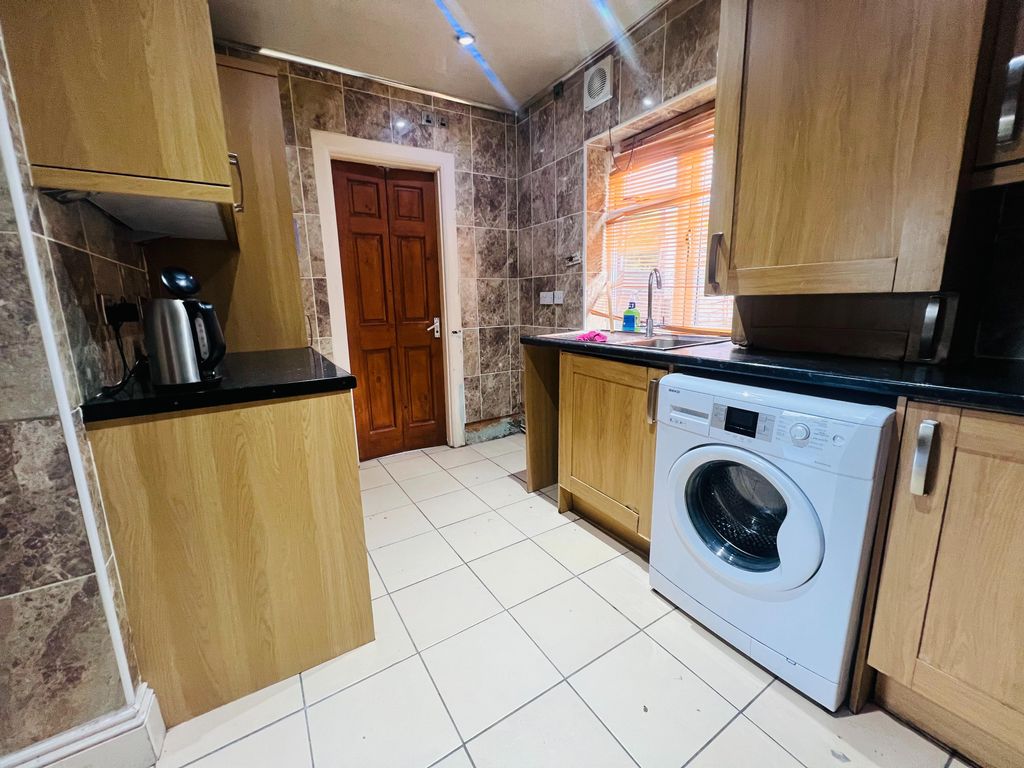 Property photo 3 of 16 Property