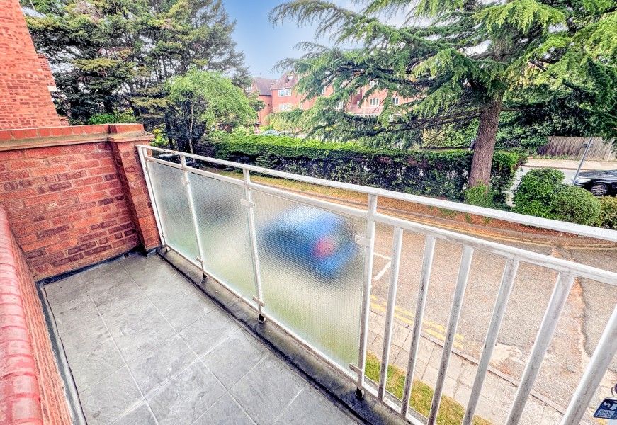 Property photo 3 of 12