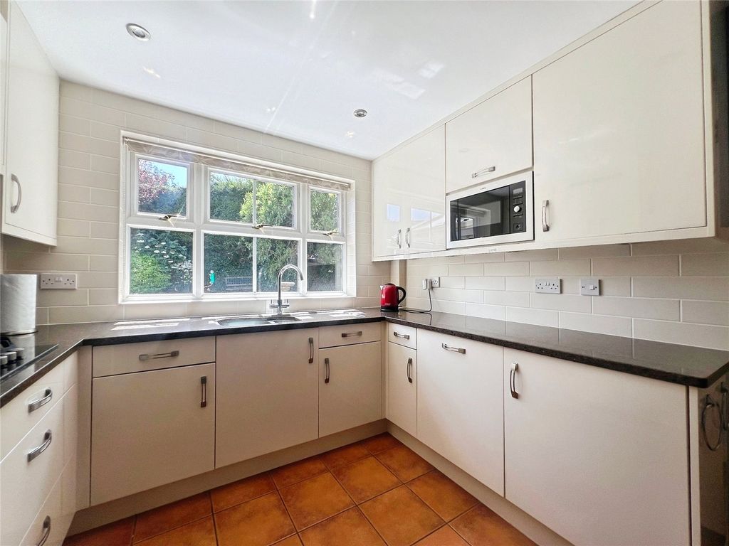 Property photo 3 of 28 Picture No. 42
