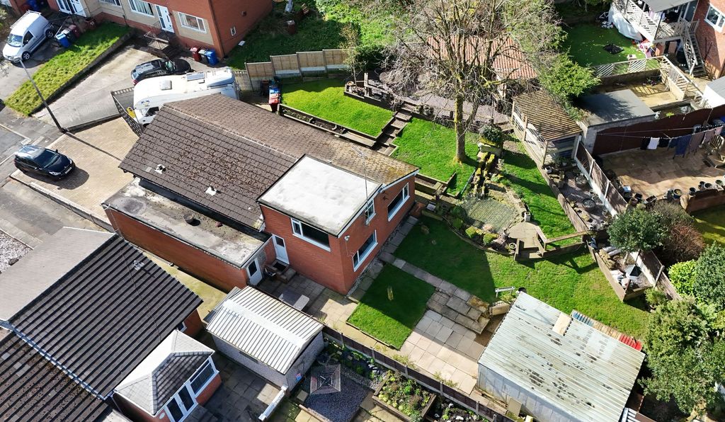 Property photo 1 of 28