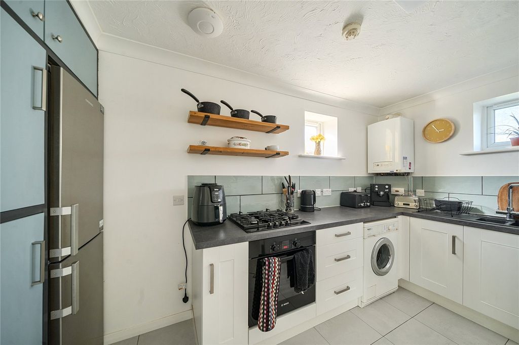 Property photo 3 of 9 Picture No. 28