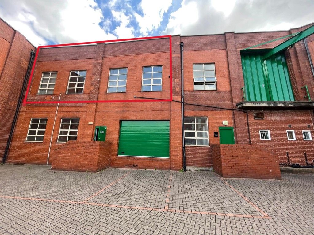 Property photo 1 of 4 Photo 6