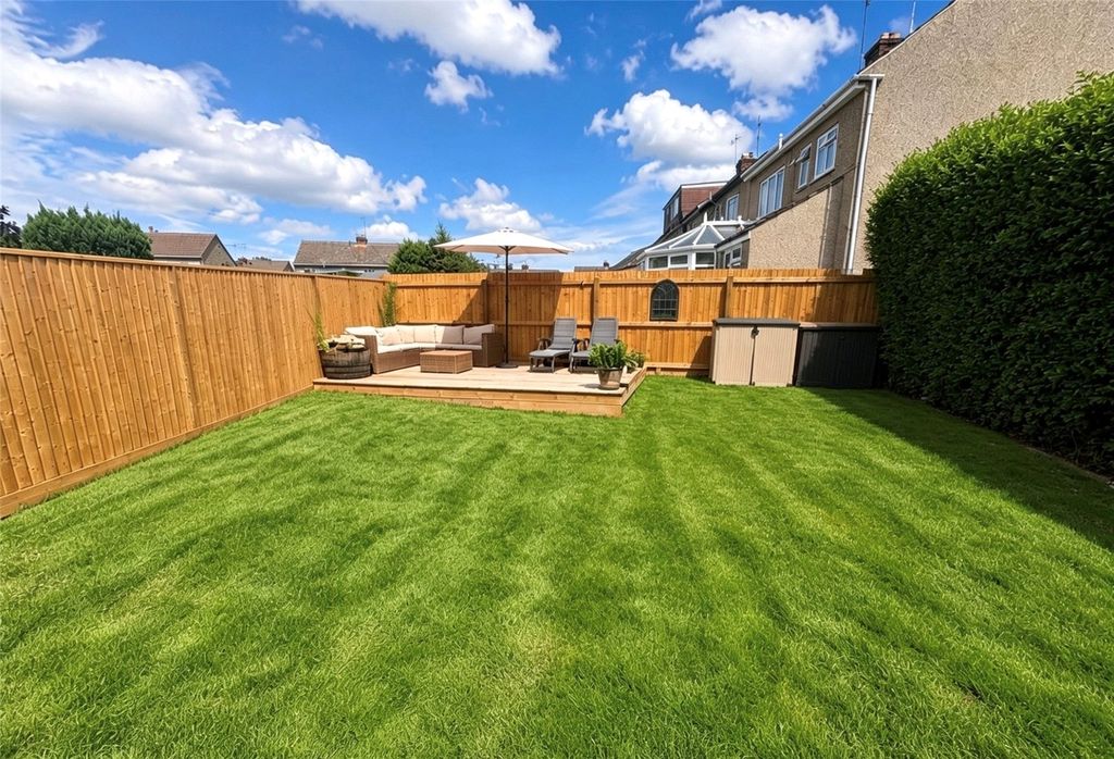 Property photo 2 of 17 Picture No. 40