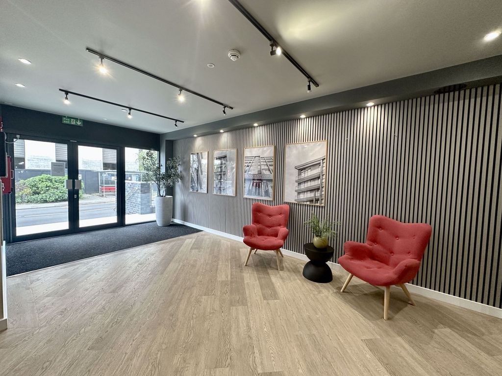 Property photo 3 of 6