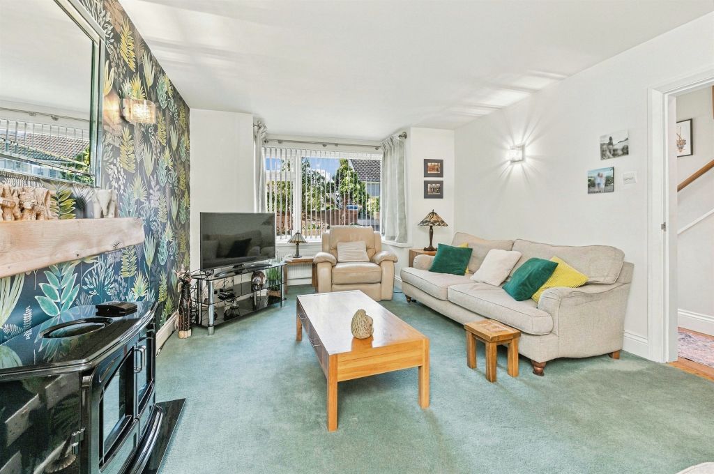 Property photo 3 of 16