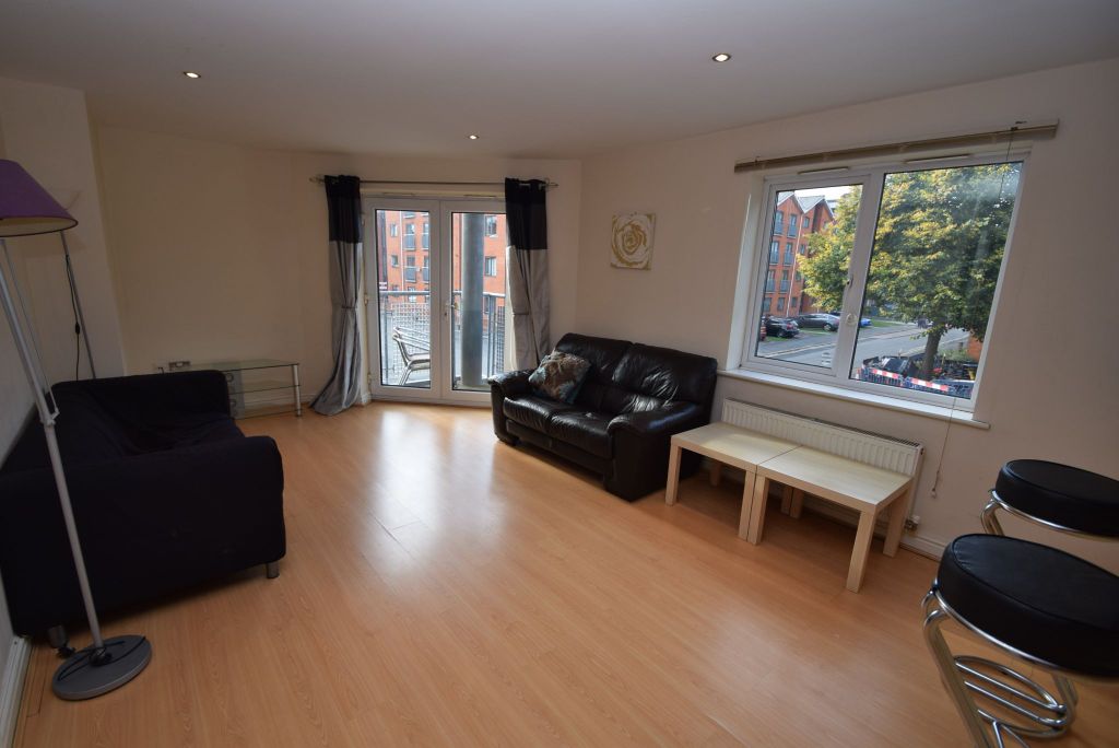 Property photo 2 of 8 Photograph 2