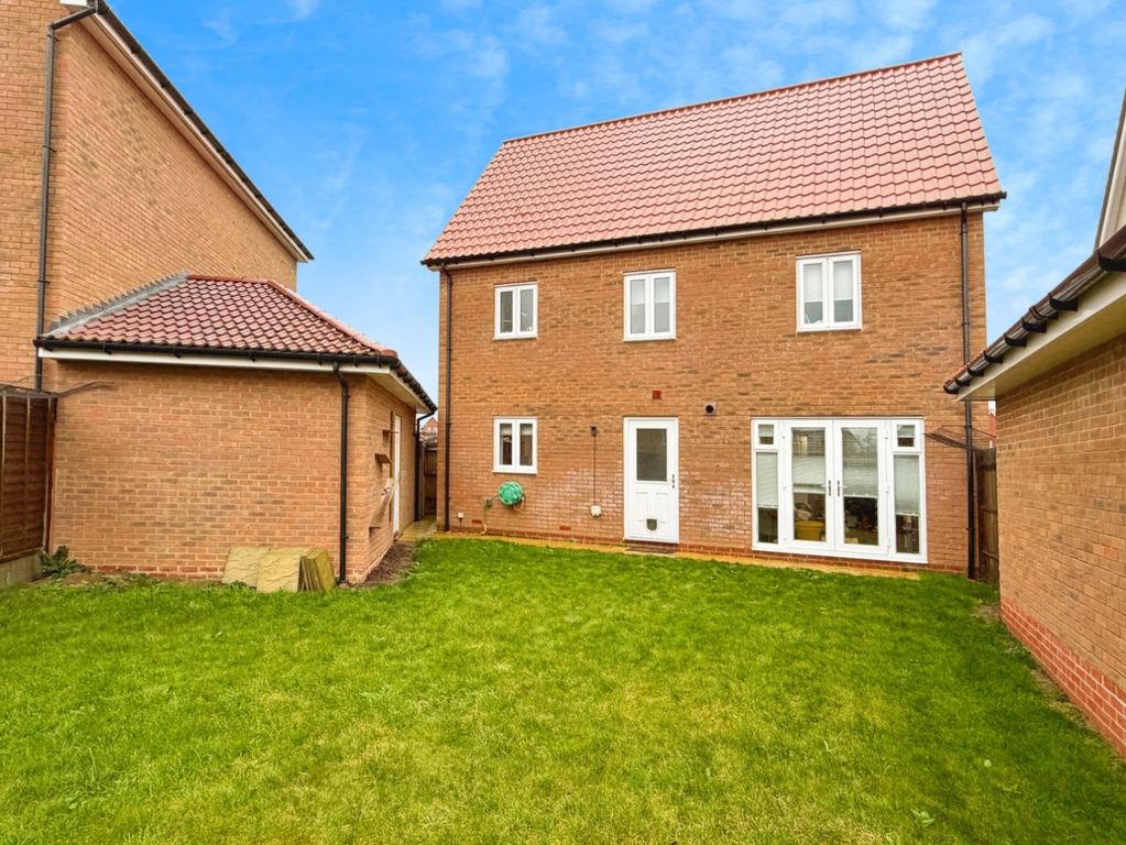 Property photo 2 of 19