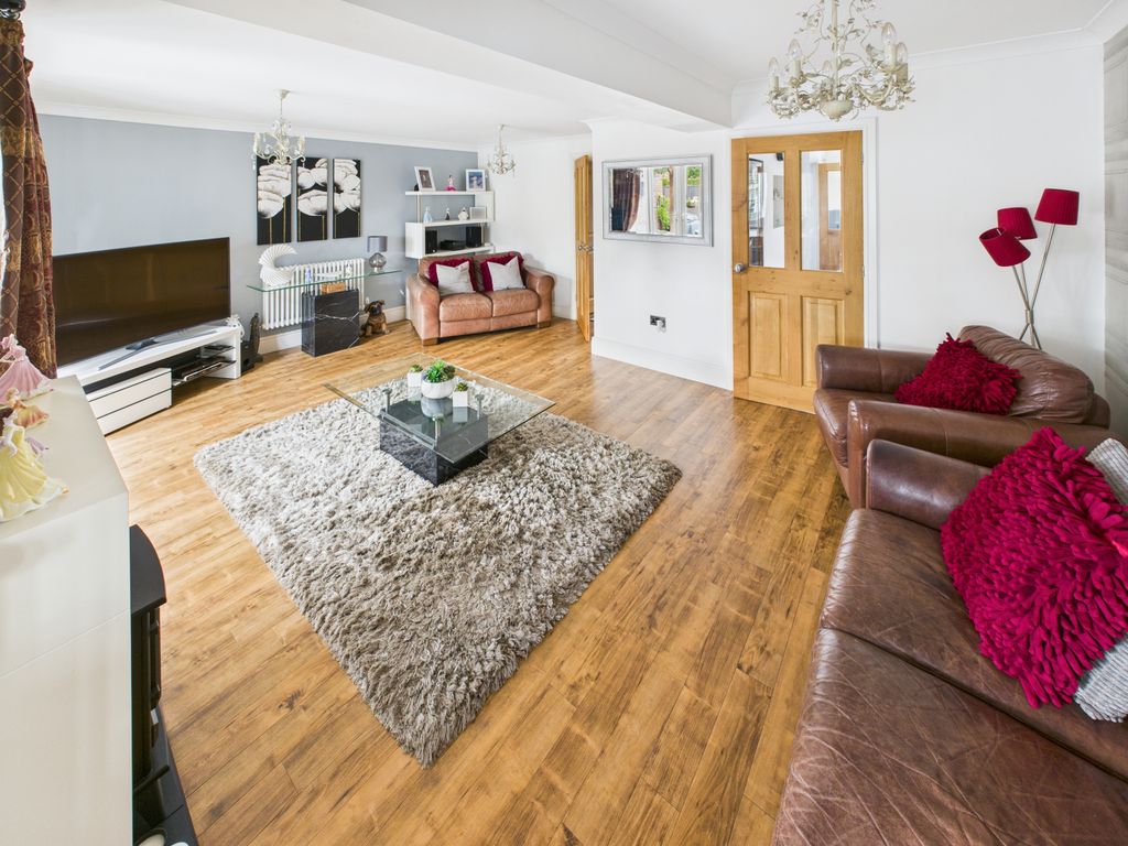 Property photo 3 of 16 Gallery