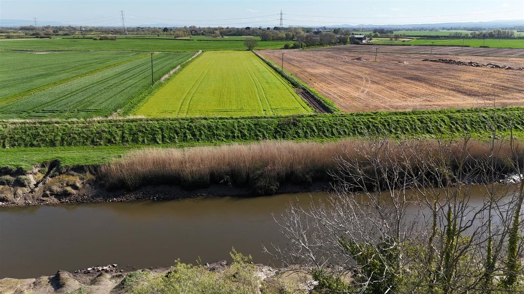 Property photo 2 of 13 Dji_Fly_20260422_100738_0447_1776849194466_Photo.J