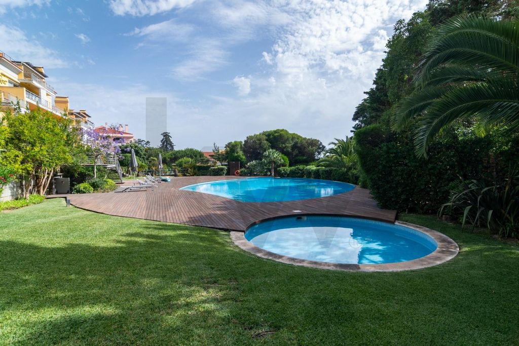 Property photo 2 of 33