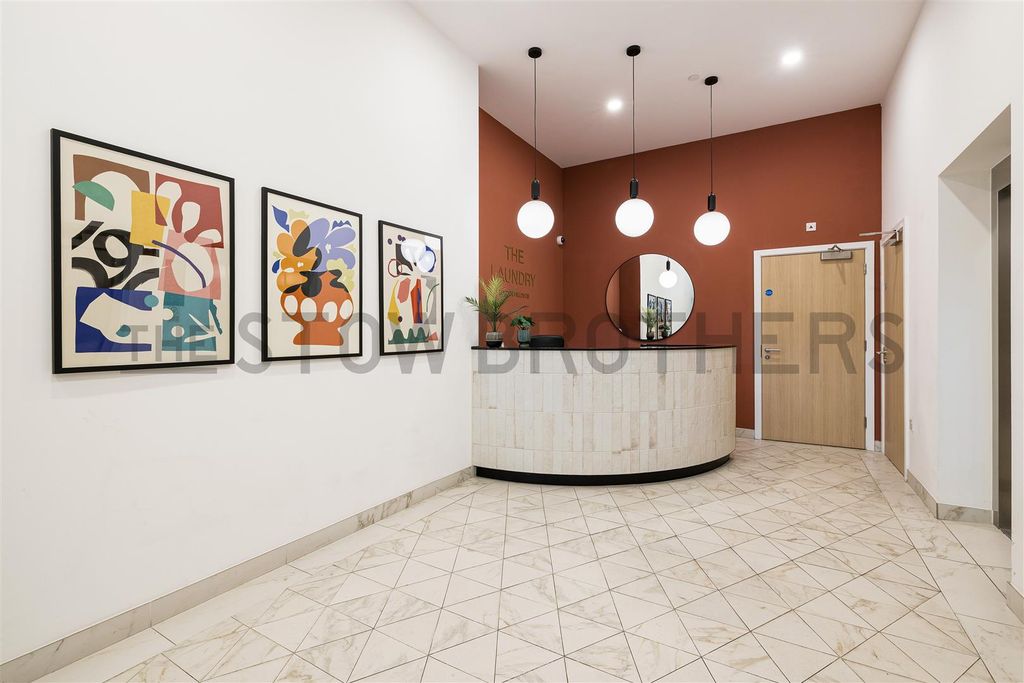 Property photo 3 of 32