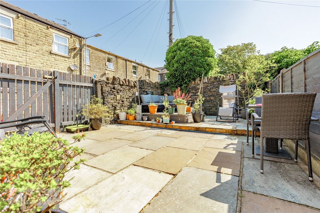 Property photo 2 of 19 Rear Garden