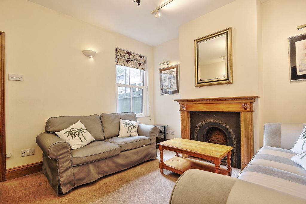 Property photo 3 of 35 7