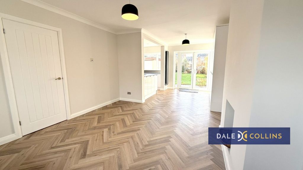 Property photo 3 of 21 Photo 10