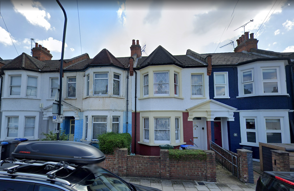 Property photo 1 of 6