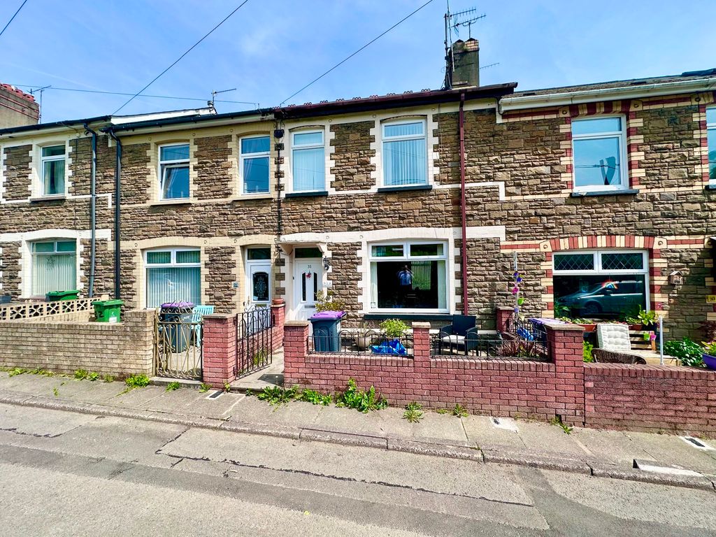 Property photo 1 of 19