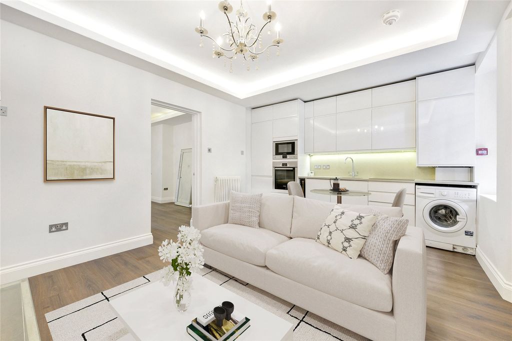Property photo 2 of 10 Reception Room