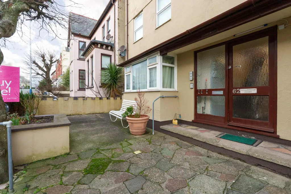 Property photo 2 of 16