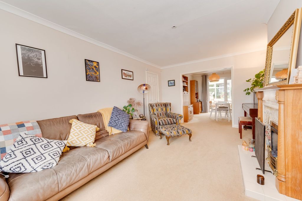 Property photo 3 of 24
