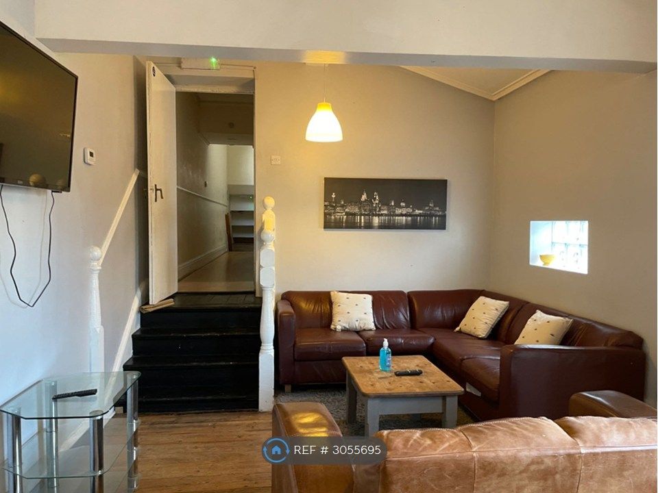 Property photo 3 of 7