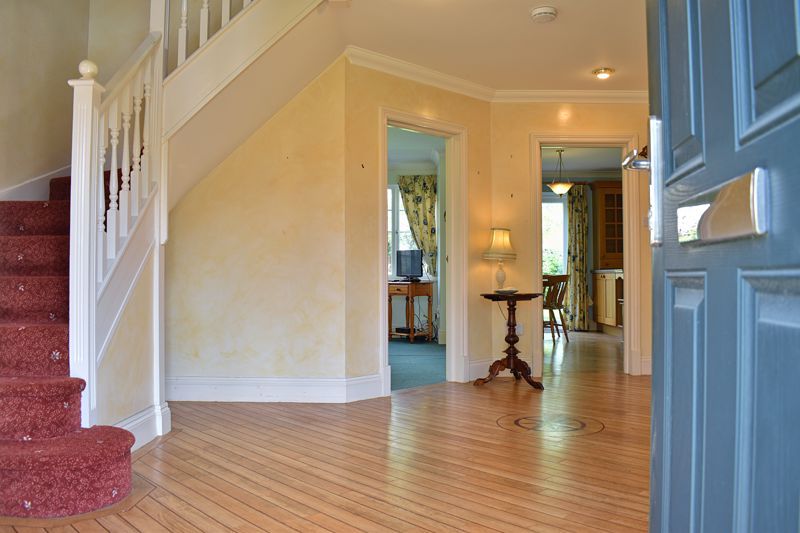 Property photo 2 of 21 Hall