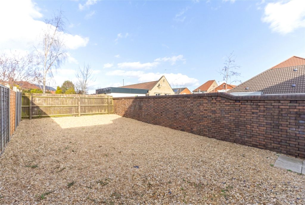 Property photo 2 of 14 Picture No. 63