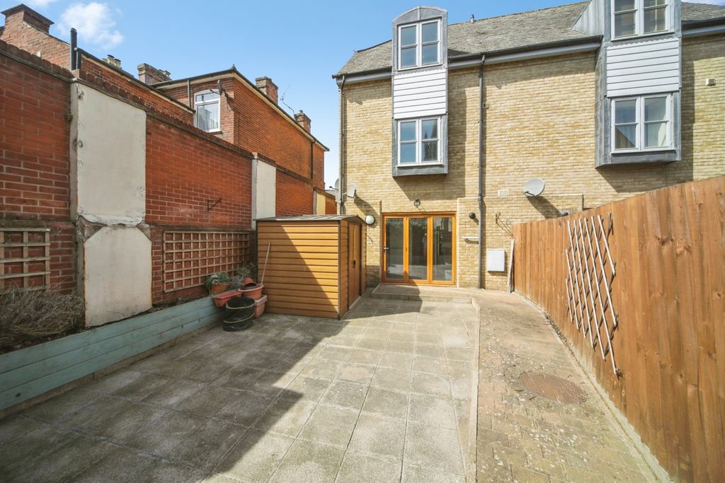 Property photo 3 of 21 Pbox-Img.Jpg
