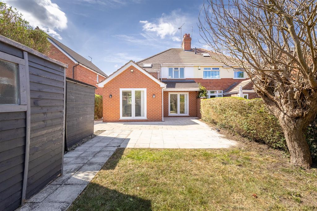 Property photo 2 of 19 7Eastonroad-3.Jpg