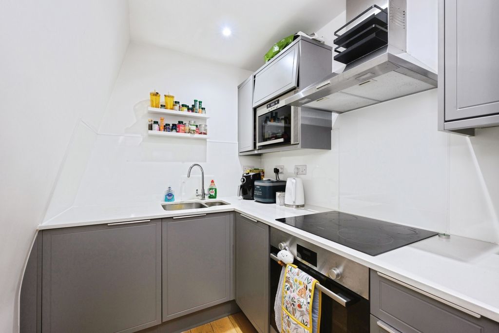 Property photo 2 of 9 Pbox-Img.Jpg