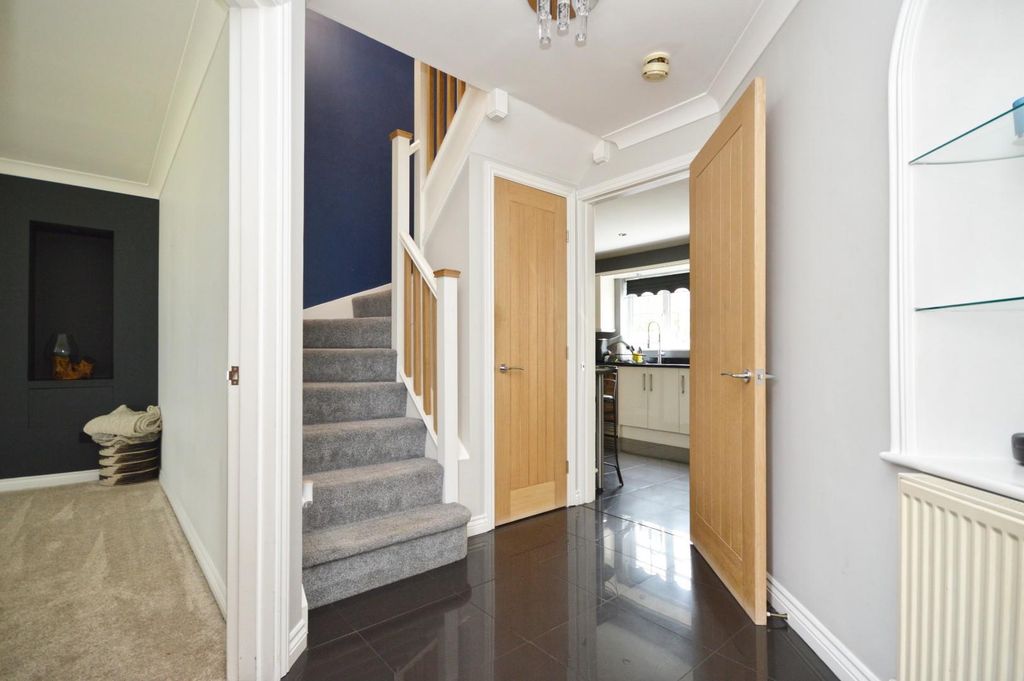 Property photo 2 of 26 Hallway