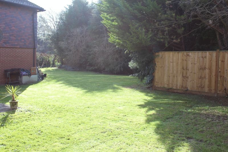 Property photo 2 of 5 Photo 4