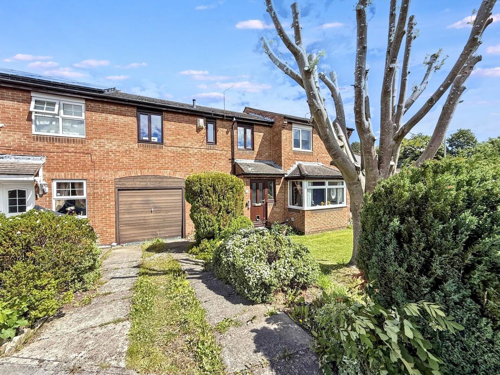 Property photo 1 of 3