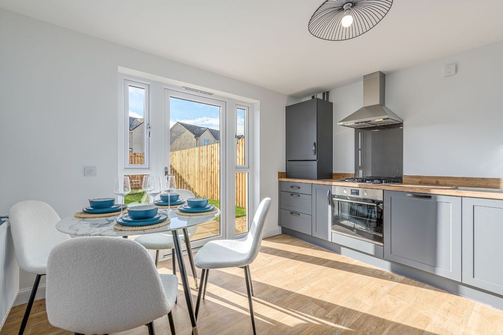 Property photo 3 of 7 Kitchen/Dining Space In 3 Bedroom Coull Home