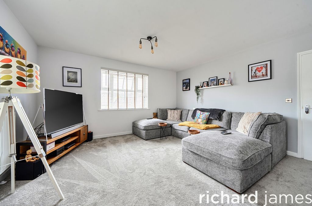 Property photo 3 of 14 71c4B1F0Abe742B9Bf86c8E5d18Cfc65