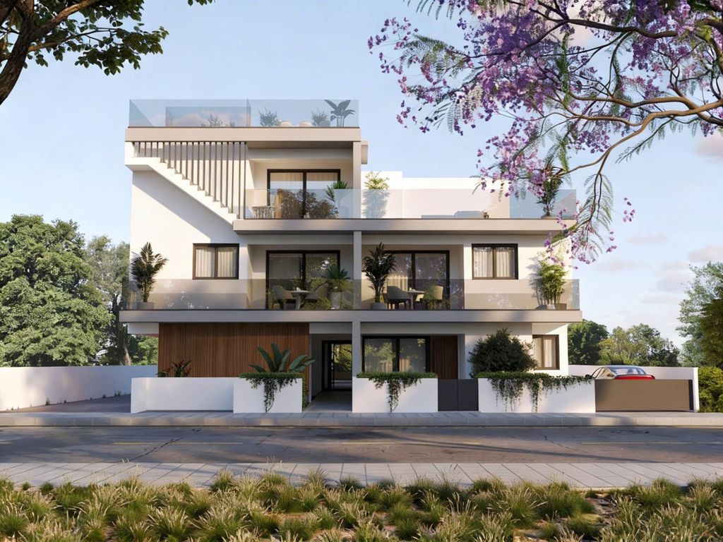 Property photo 2 of 6