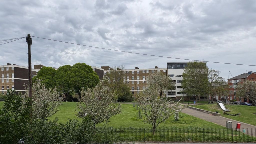 Property photo 2 of 3