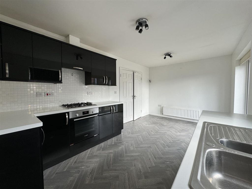 Property photo 3 of 19 Img_8126.Jpg