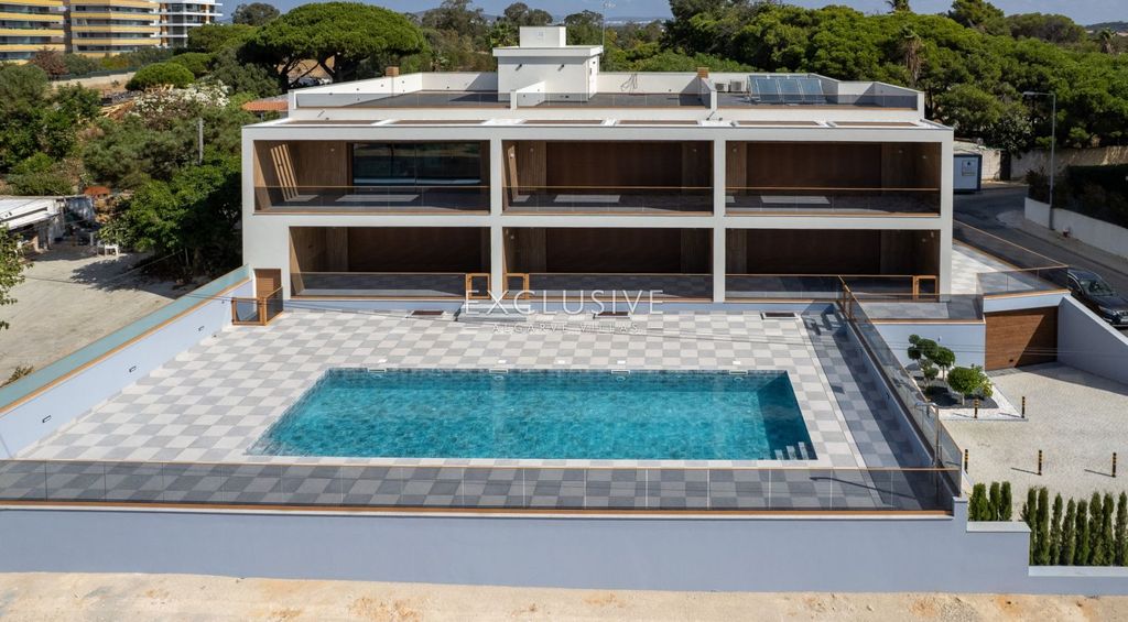 Property photo 2 of 45