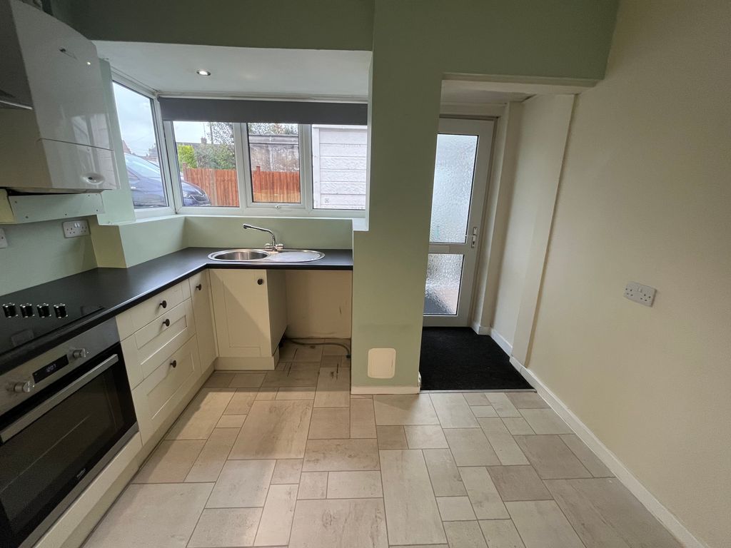 Property photo 3 of 23 Bedroom 1