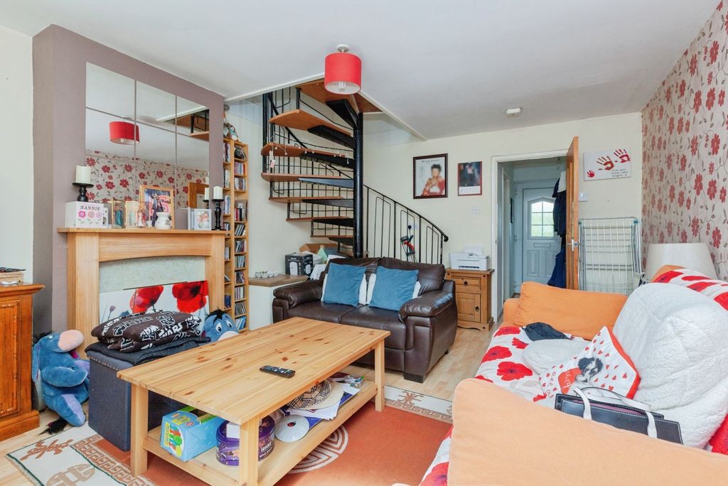 Property photo 2 of 20 Pbox-Img.Jpg