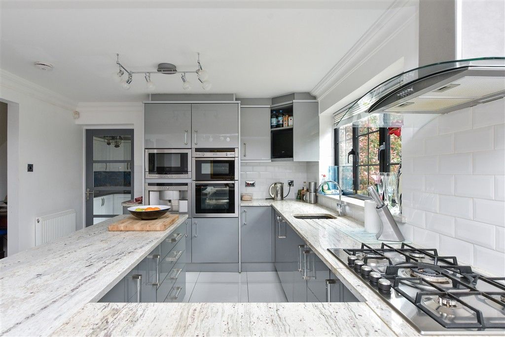 Property photo 2 of 19 Kitchen/Diner
